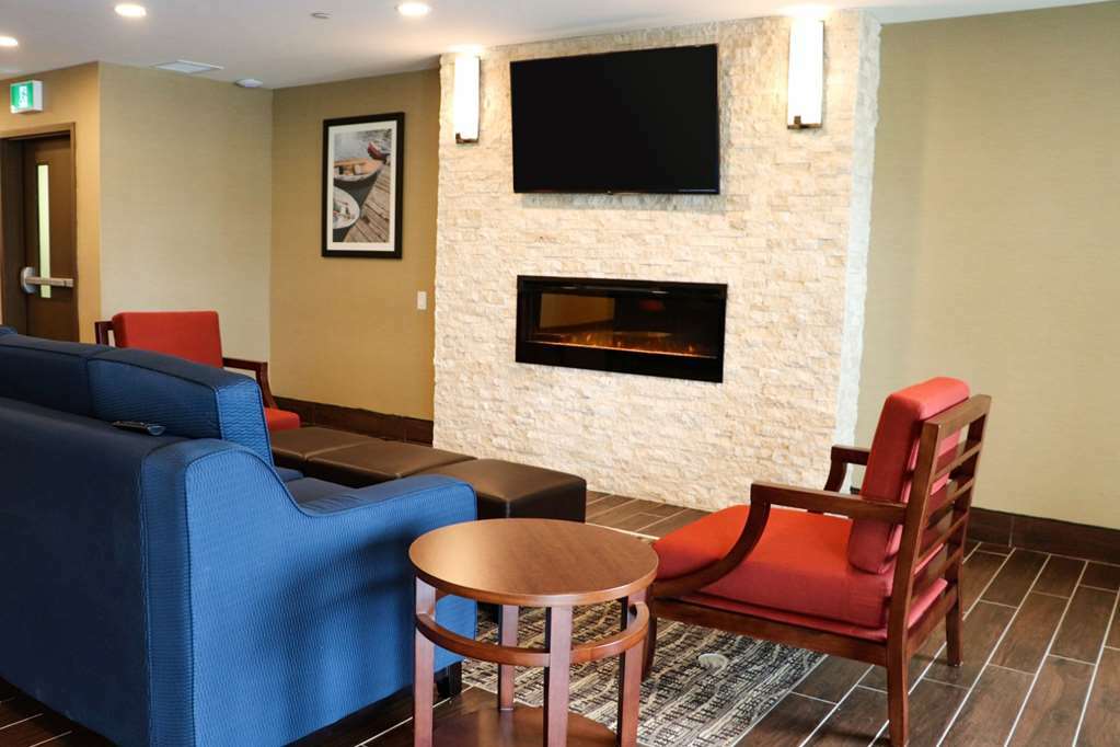 Comfort Inn & Suites Greater Napanee Inreriör bild
